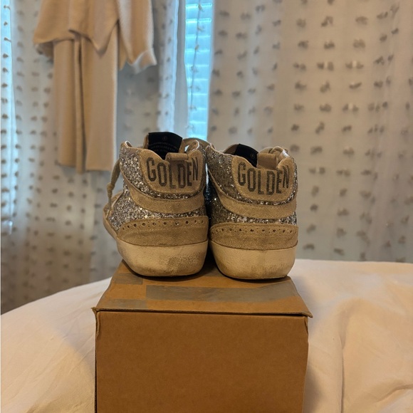 Golden Goose Midstars Size 35! - Picture 3 of 4